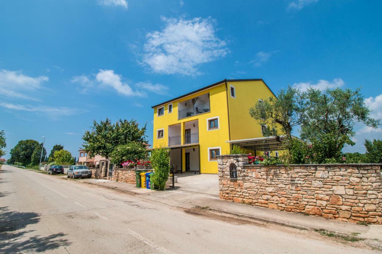 Nice Place Rovinj Exterior photo